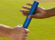 爱游戏体育官网-年度焦点之战之夜，拉文关键回合不手软