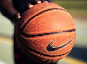 AYX官方直播-姆巴佩接管欧冠之夜，巴萨式风暴冲垮拜仁铁壁