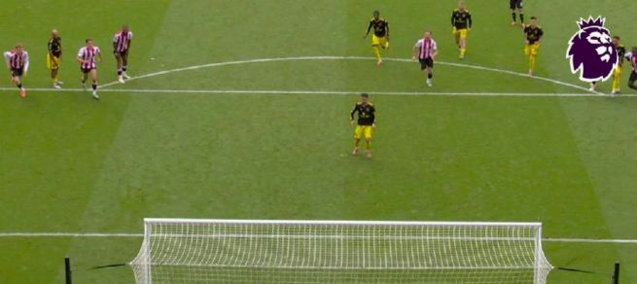 比利时碾压曼联，布鲁诺点燃赛场