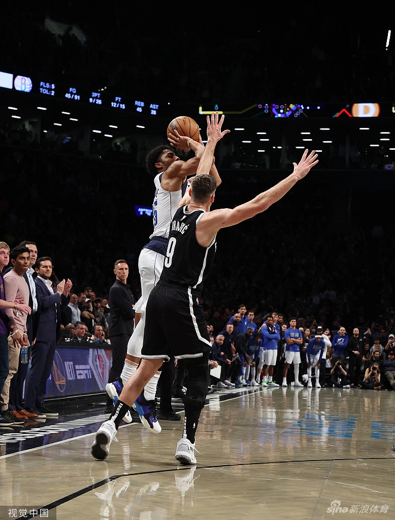 独行侠绝杀雷霆,郭艾伦扛起全队 独行侠绝杀雷霆,郭艾伦扛起全队