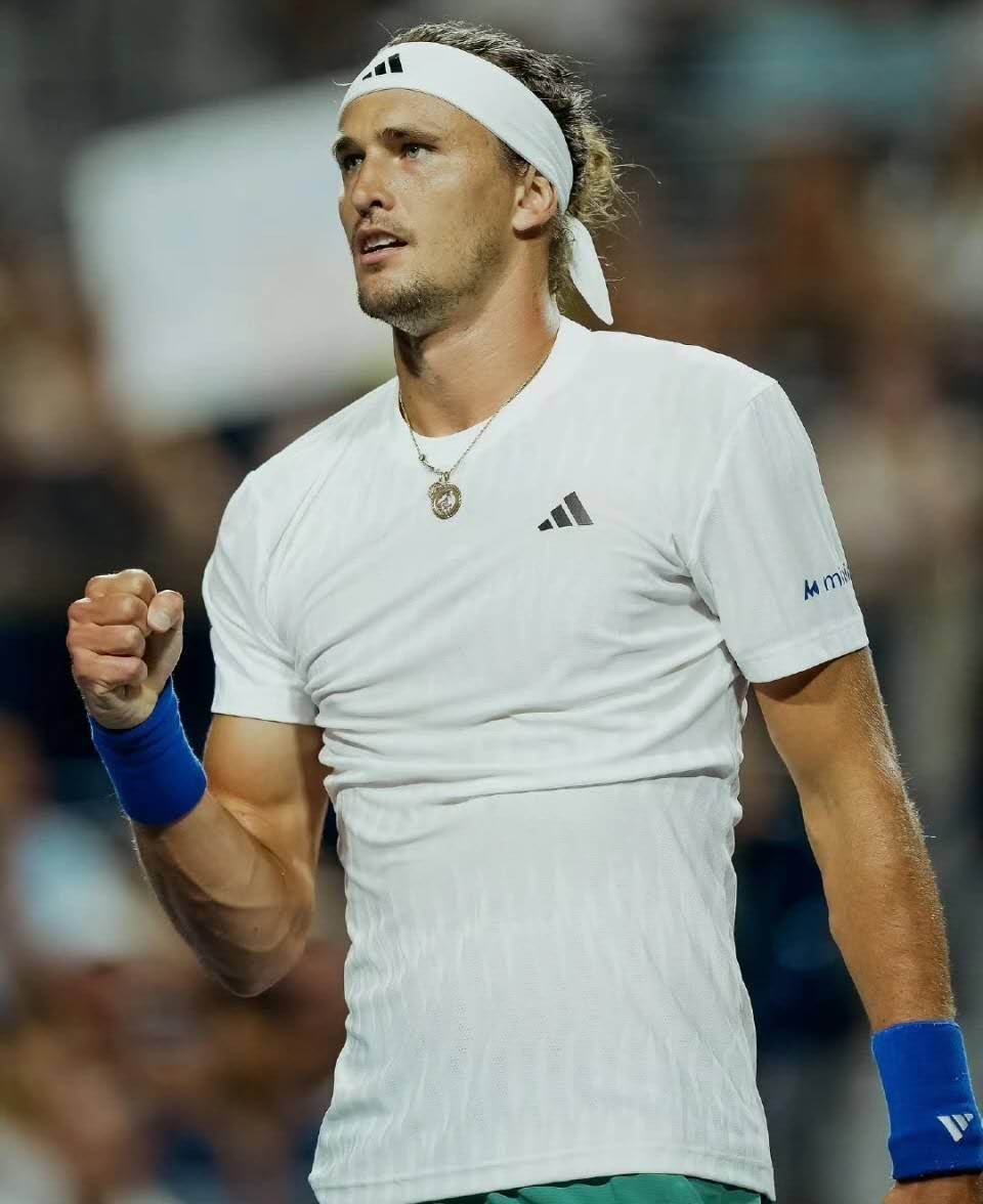 美网险胜戴维斯杯,兹维列夫刷新纪录 美网险胜戴维斯杯,兹维列夫刷新纪录