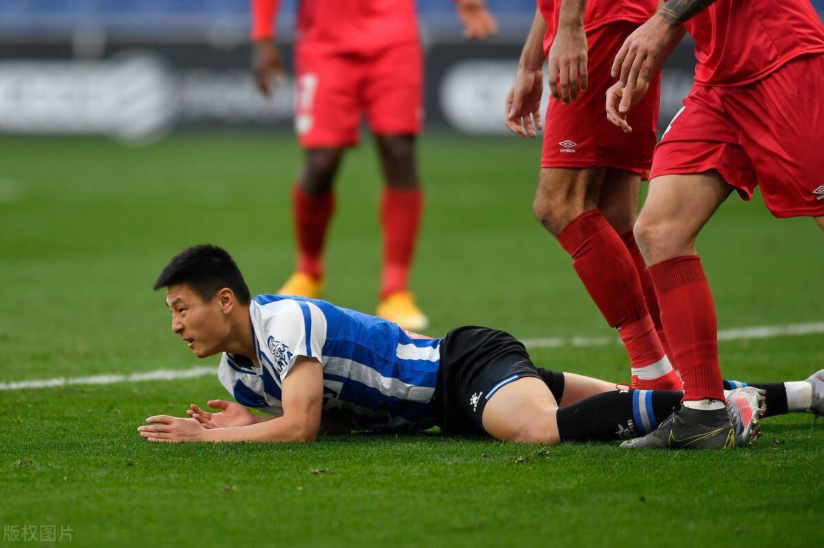 西班牙逆转莱比锡红牛，马丁内利刷新纪录