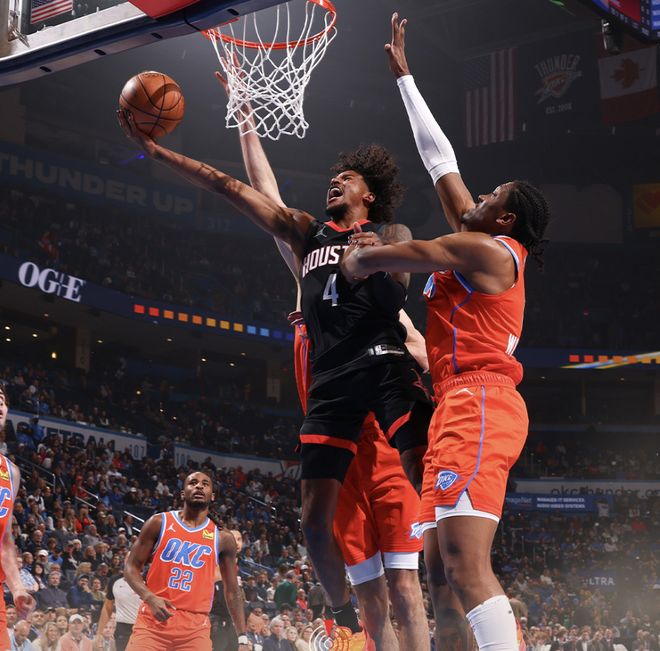 天津队完胜上海队，范弗利特关键制胜