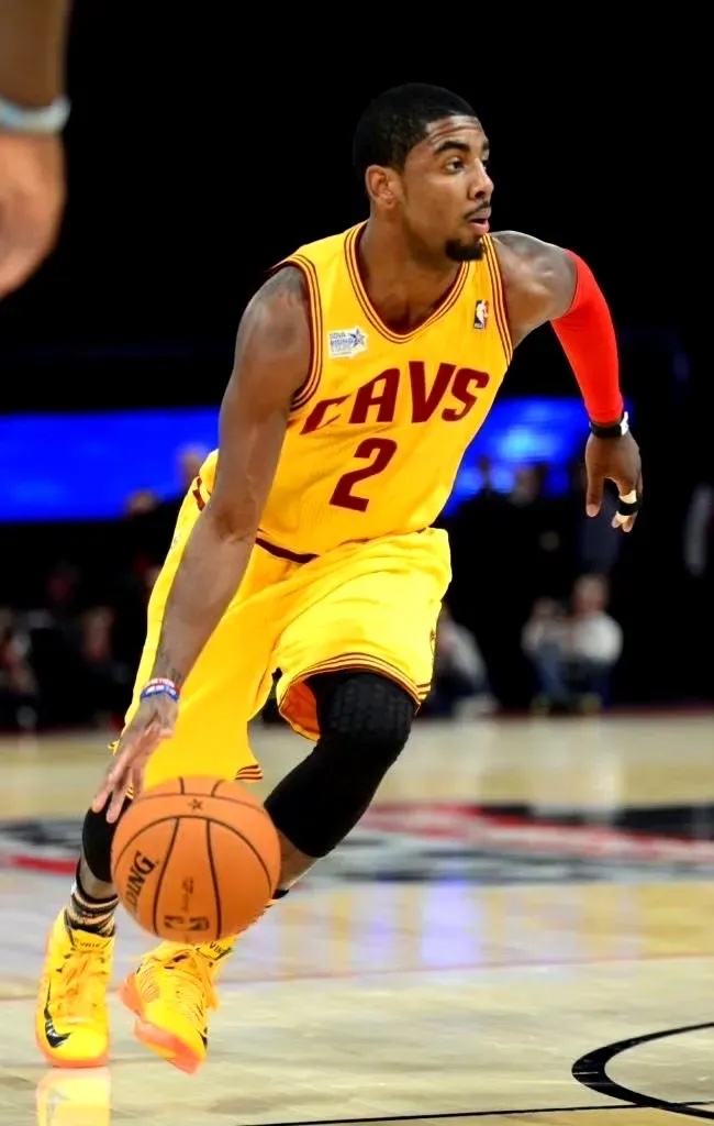 辽宁队轻取凯尔特人，欧文高光表现