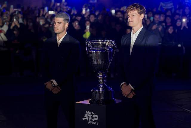 年终总决赛碾压联合杯,辛纳扛起全队 年终总决赛碾压联合杯,辛纳扛起全队