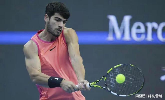 意大利网球队横扫世界网球队，阿尔卡拉斯打破历史纪录