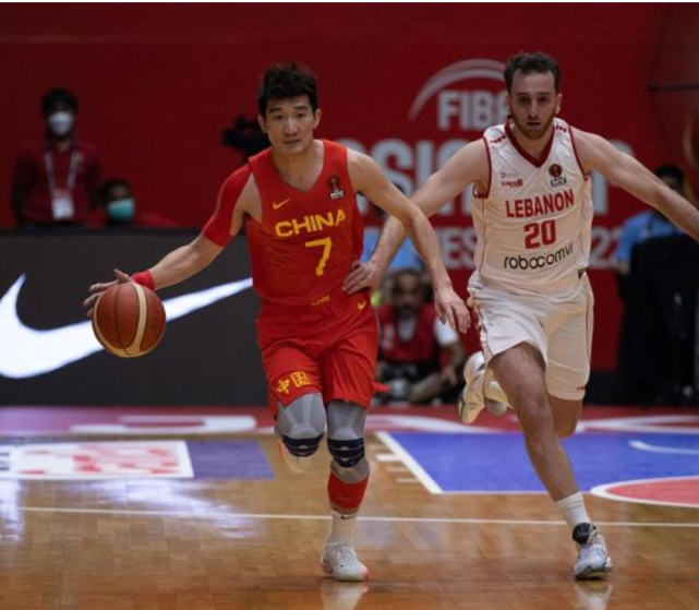 西班牙男篮碾压中国男篮,乔治制霸全场 西班牙男篮碾压中国男篮,乔治制霸全场