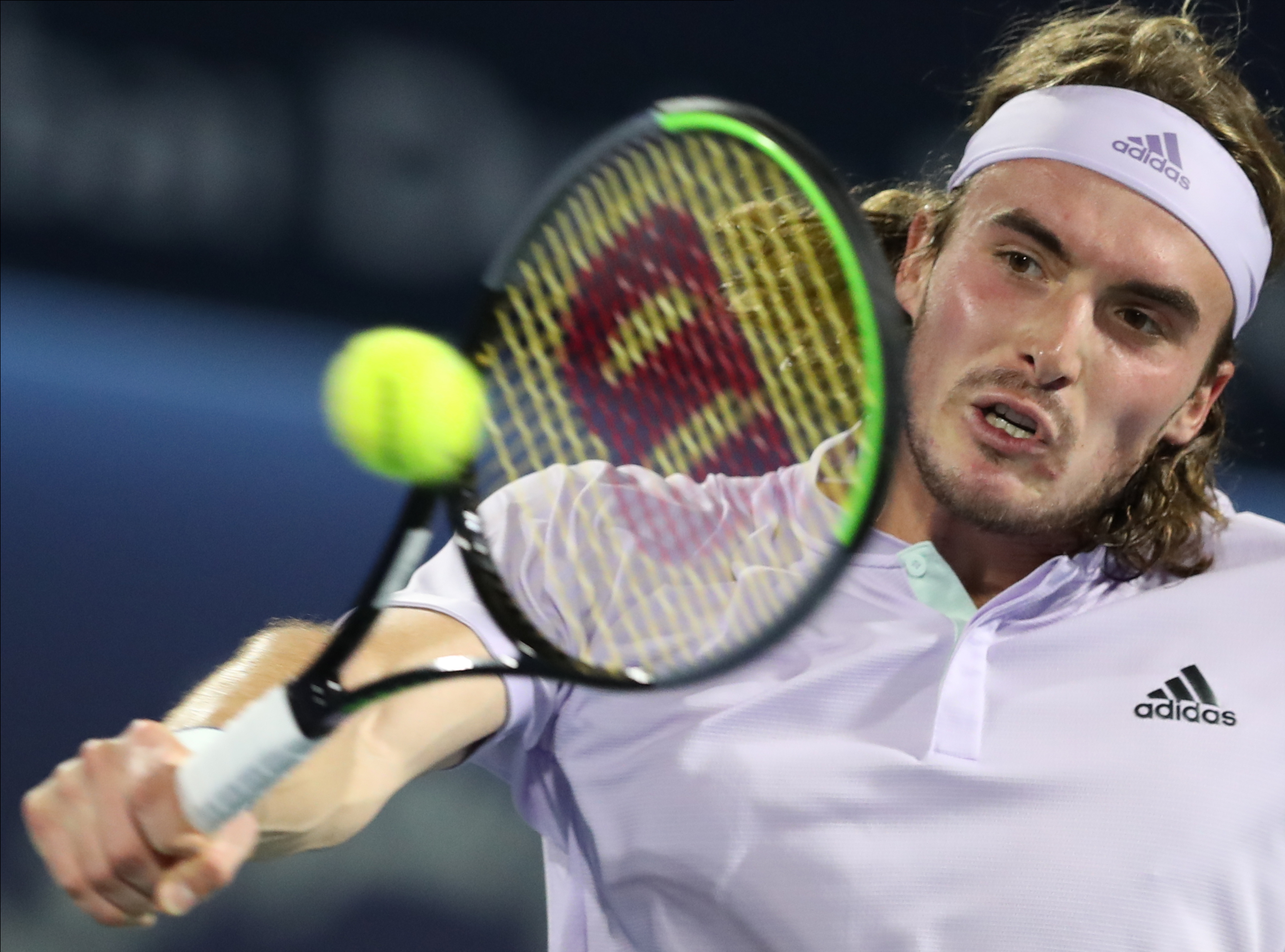 欧洲网球队强势意大利网球队，西西帕斯高光表现