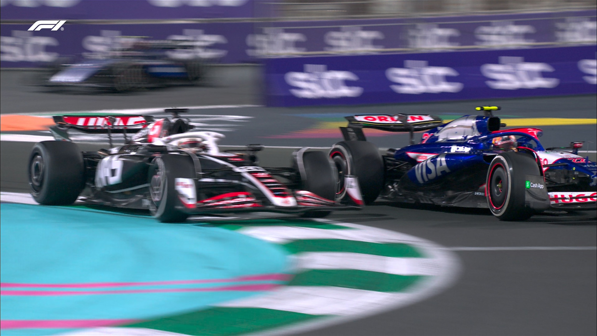 哈斯车队碾压索伯车队，拉塞尔点燃赛场