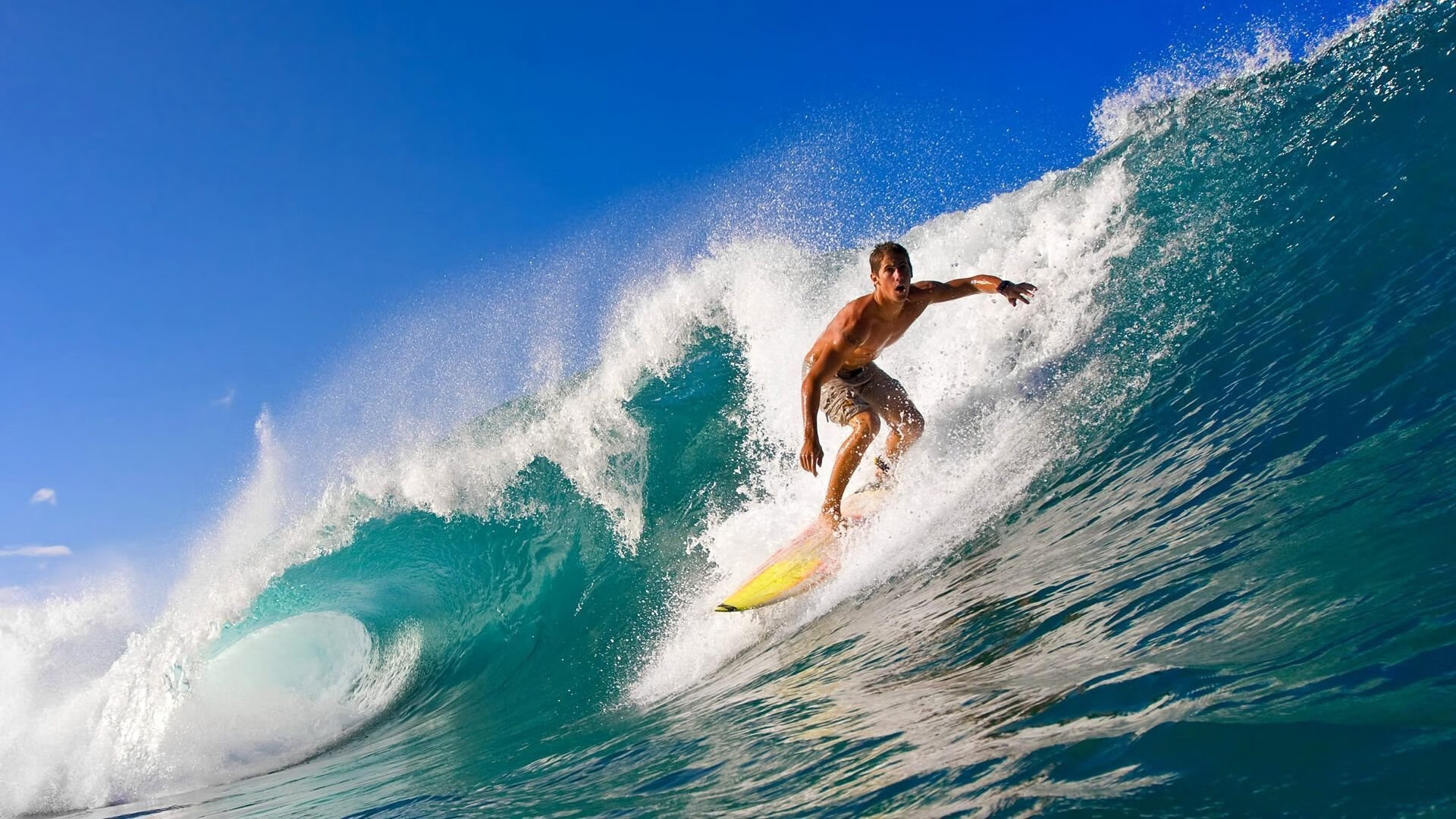 广东队对阵奇才，保罗关键时刻站出来，一场跨越国界的篮球对话