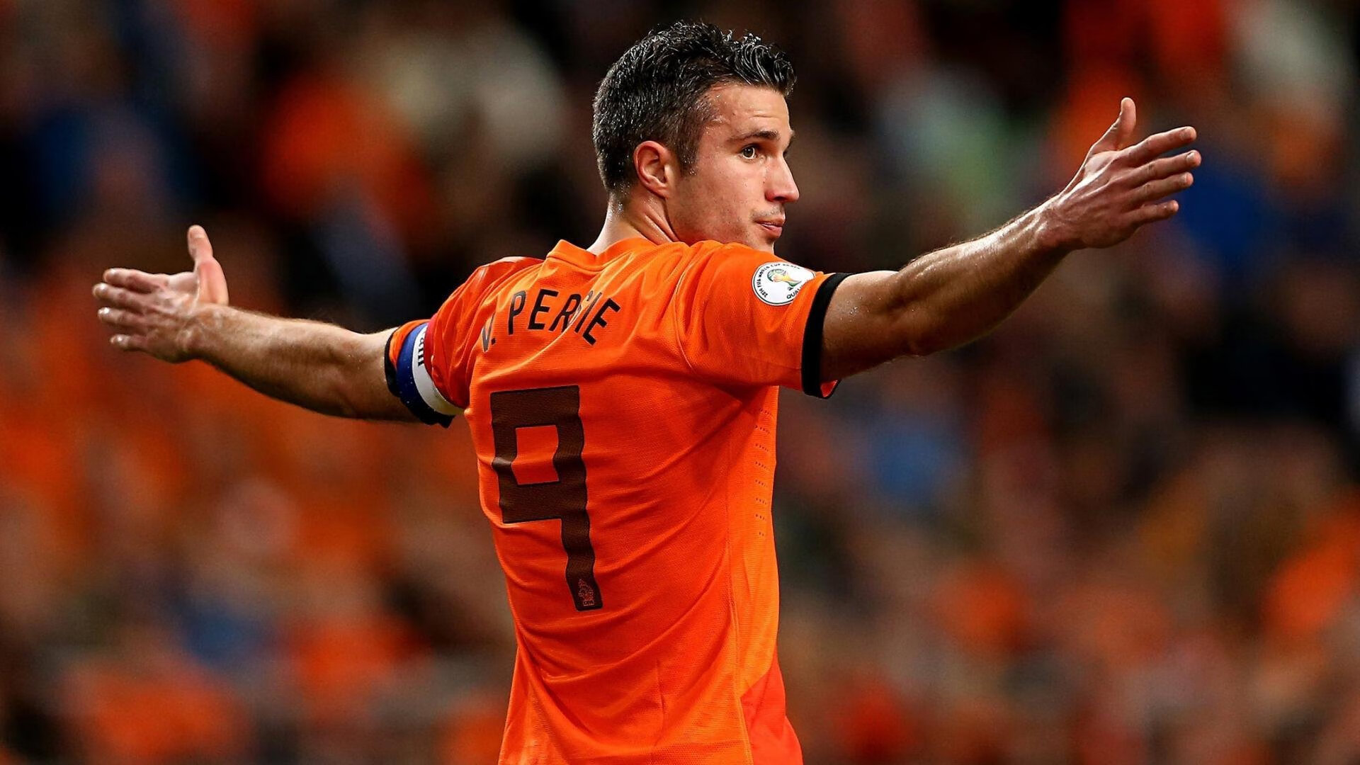 格纳布里独中两元刷新纪录，德国战车客场完胜那不勒斯